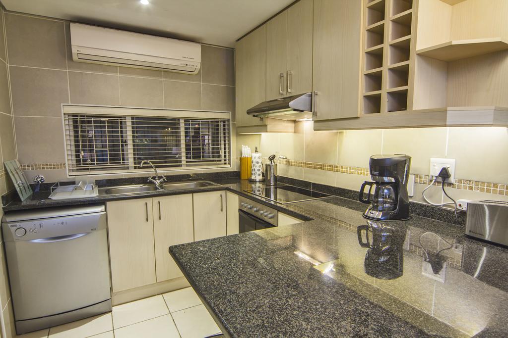 14 The Shades - By Stay In Umhlanga Durban Cameră foto